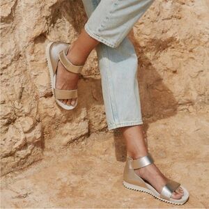 PEDRO GARCIA Jalila Ankle Strap Sandal, SIZE 7 1/2 US